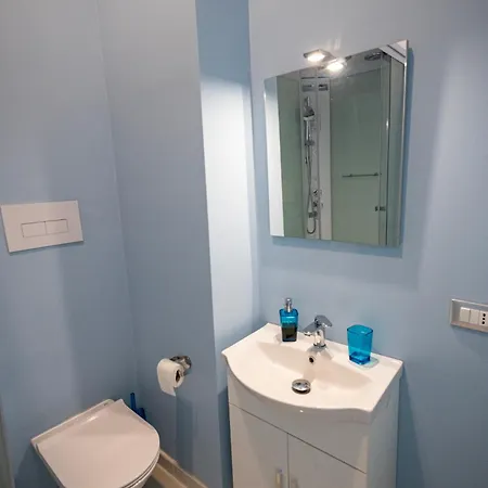 Guest house La Piazzetta A Mare House Sferracavallo