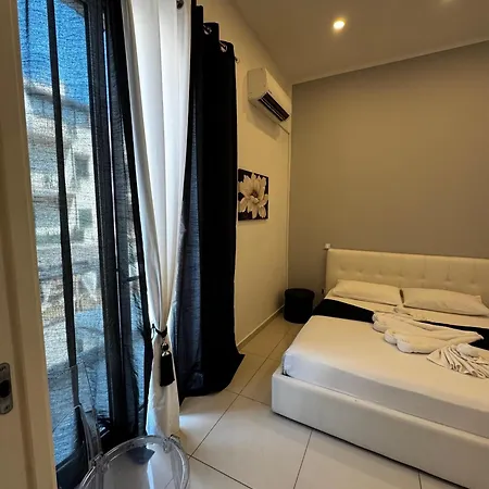 게스트하우스 La Piazzetta A Mare House